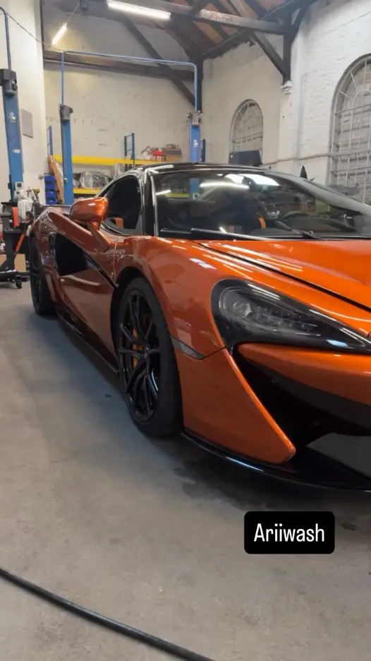 McLaren — Außenreinigung